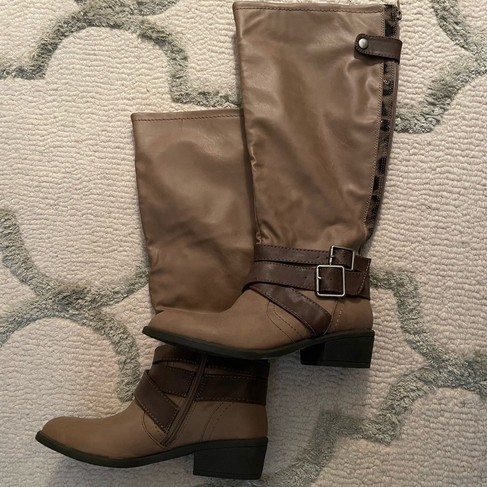 Pink & Pepper knee high boots, size 7.5.